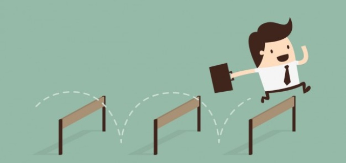 A man with a tie does an obstacle course